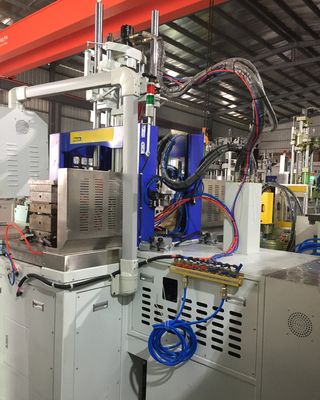 120T Çift Kaydırma Masası Yüksek Hacimli Üretim için Dikey Enjeksiyon Kalıplama Makinesi