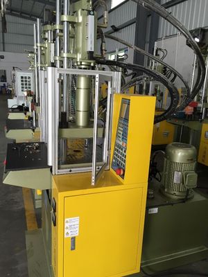55T Hidrolik Plastik Dikey Kalıplama Makinesi Üreticileri