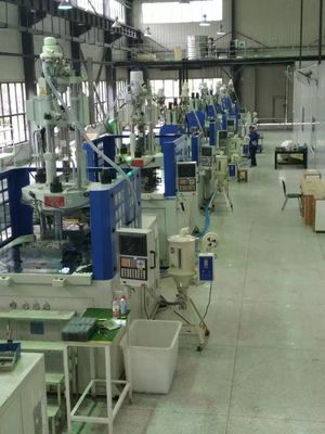 85T Çift Renkli Enjeksiyon Kalıplama Makinesi Dikey JTT2V3R-850