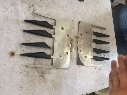 PP çift renkli bıçak sapı dikey plastik enjeksiyon kalıplama makinesi JTT-550 2V-3R