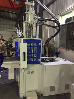 12KW Mutfak malzemeleri Nakliye Plastik Enjeksiyon Kalıplama Makinesi Dikey 55T
