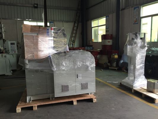75mm Ejektor Stroke Plastik Döner Masa Enjeksiyon Kalıplama Makinesi 85T