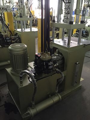 Bimetal vis ve fıçı dikey plastik enjeksiyon kalıplama makinesi 45T