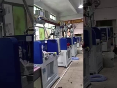 Hidrolik Döner Dikey Enjeksiyon Kalıplama Makinesi 40T 30mm vida çapı